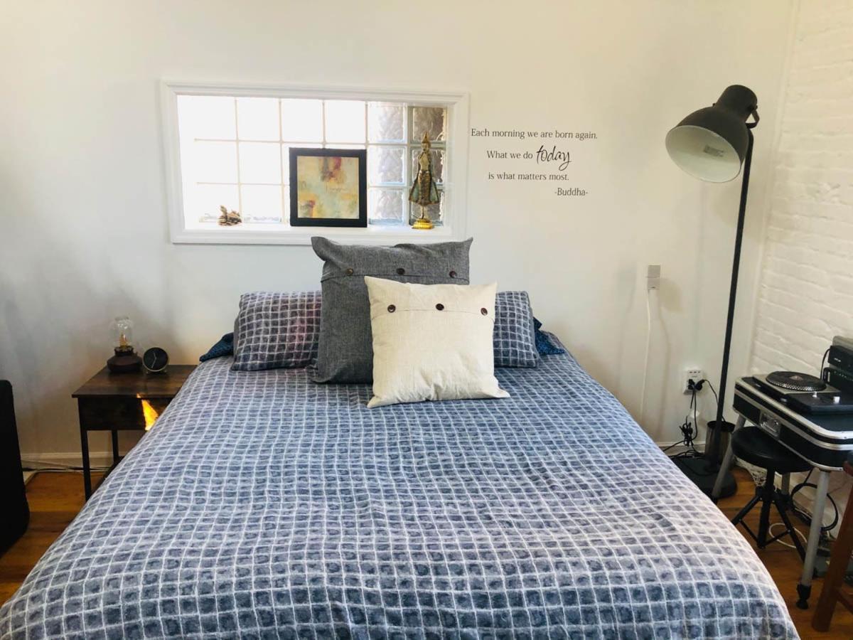 Updated Amazing Bi -Level Condo Minutes From Water Views Of New York City North Bergen Esterno foto